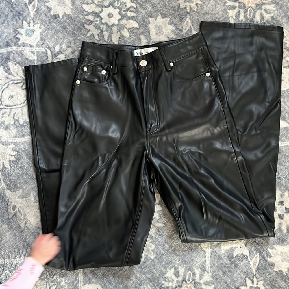 Zara Full Length 90’s Faux Leather Pants - Picture 5 of 7